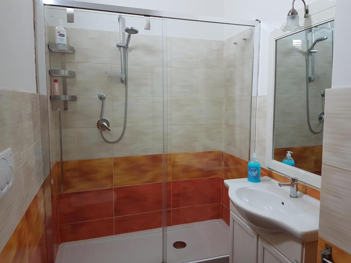 Borgo Nel Tempo Apartment Collestatte Ngoại thất bức ảnh